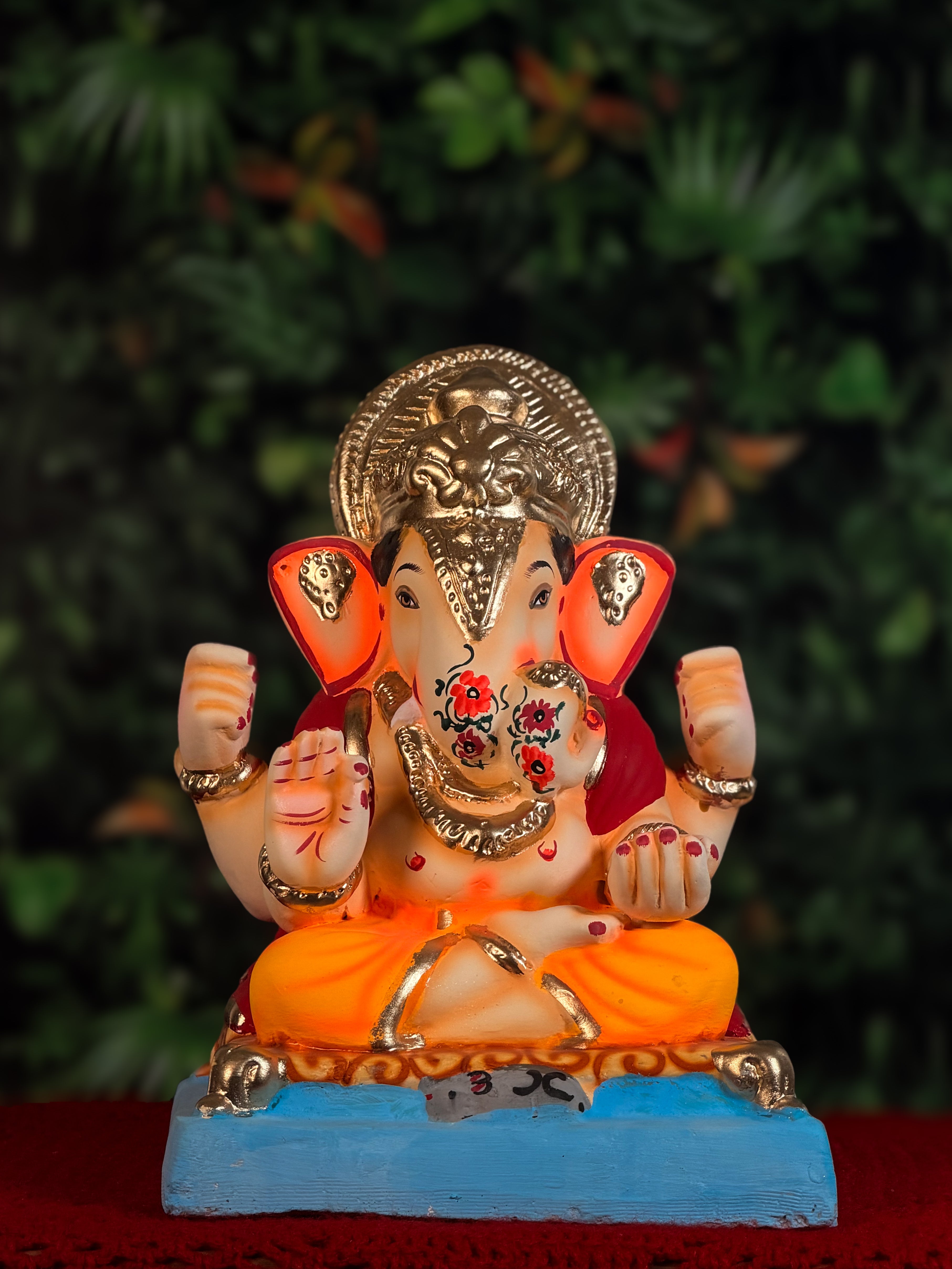 Dagdusheth Halwai in Orange & Red  (12 Inches)