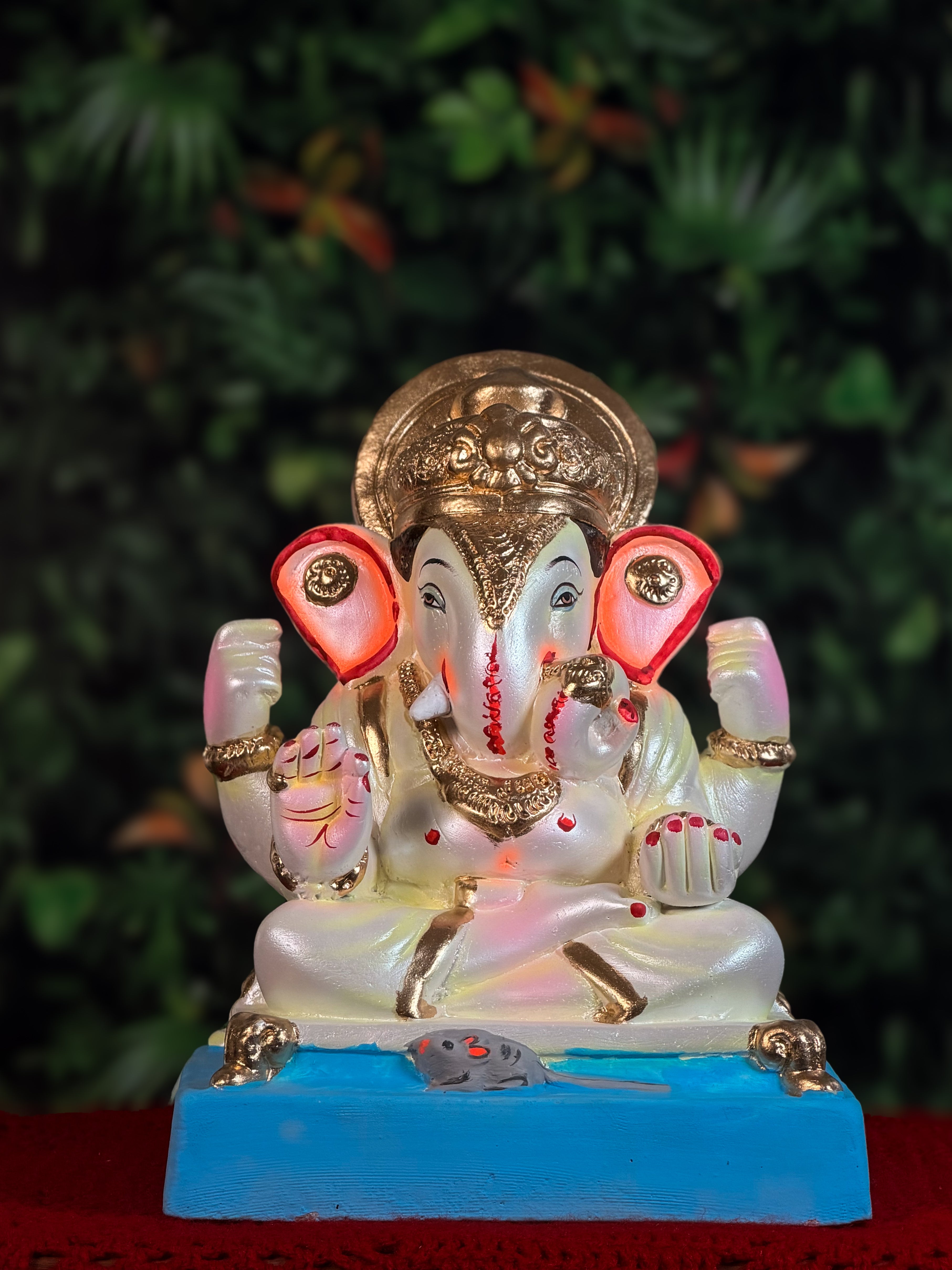 Pearl Yellow Dagdusheth  (10 Inches)