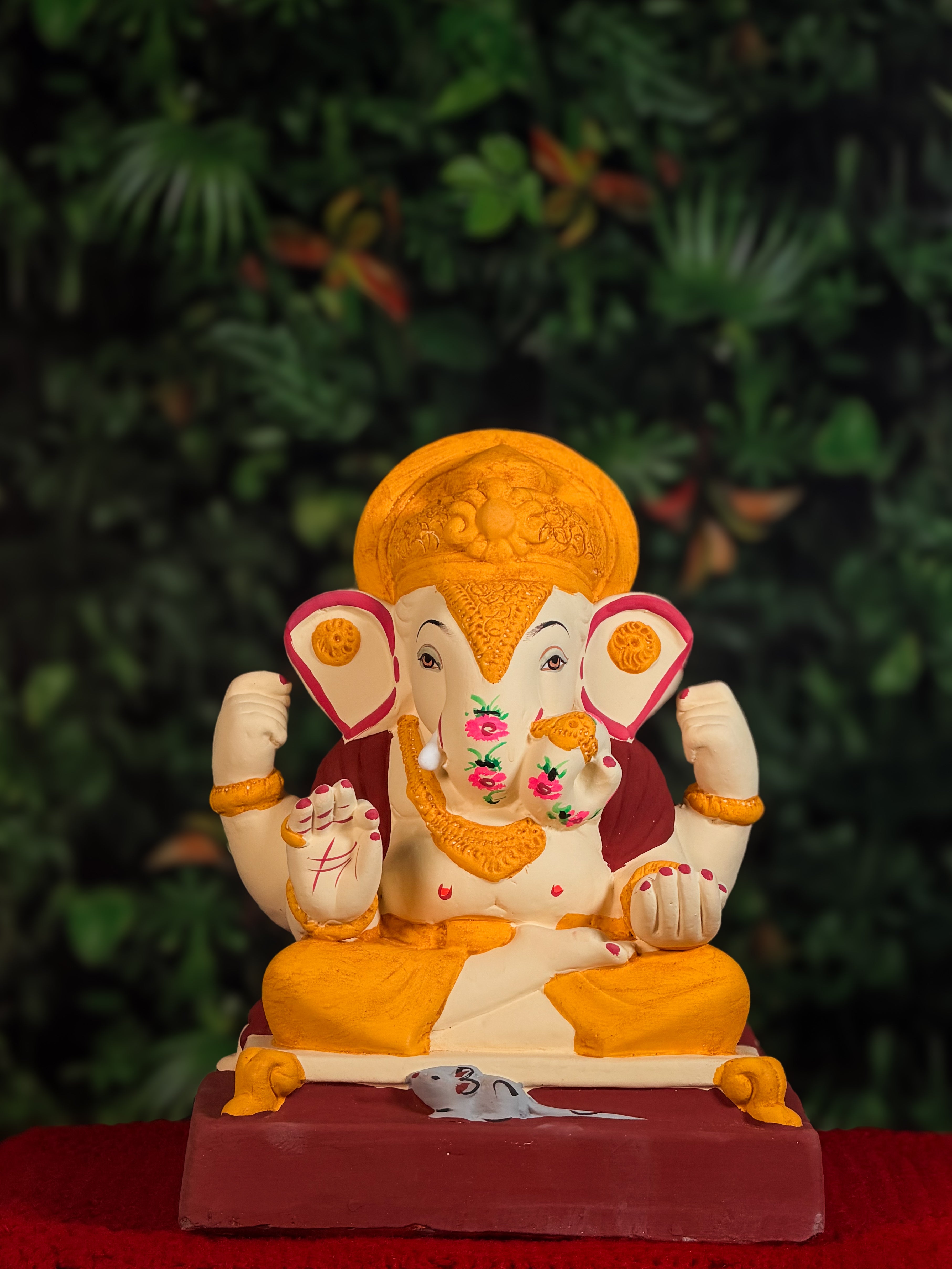 Dagdusheth Haldi Flower Sond (12 Inches)
